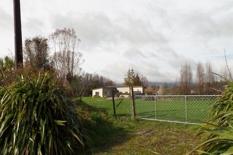 Photo of property in 66 Snodgrass Road, Westport, 7892