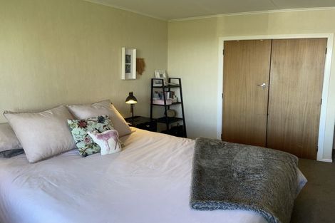 Photo of property in 1 Ngatuku Place, Tokoroa, 3420