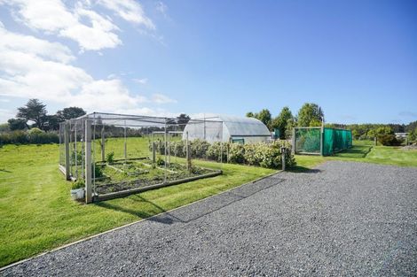 Photo of property in 37 Paremoremo Road, Lucas Heights, Auckland, 0632