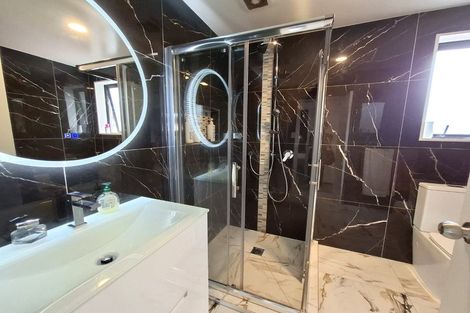 Photo of property in 168 Weatherly Road, Torbay, Auckland, 0630