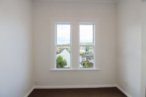Photo of property in 68 Roxburgh Street, Mount Victoria, Wellington, 6011