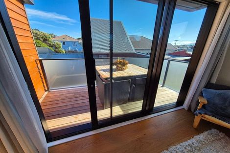 Photo of property in 112b Freyberg Street, Lyall Bay, Wellington, 6022
