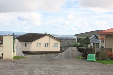 Photo of property in 2/19 Ribbonwood Crescent, Goodwood Heights, Auckland, 2105