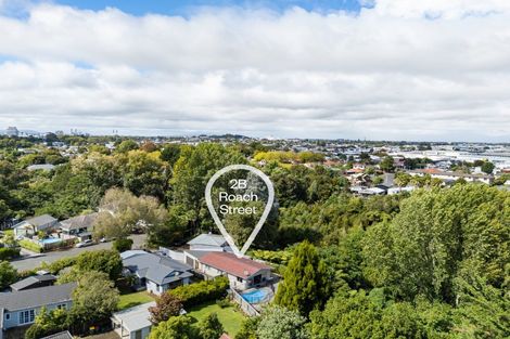 Photo of property in 2b Roach Street, Maeroa, Hamilton, 3200