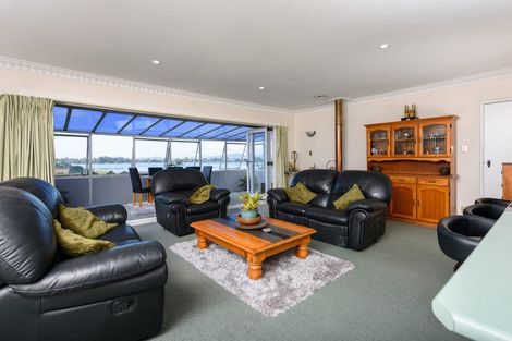 Photo of property in 1 Coach Drive, Otumoetai, Tauranga, 3110
