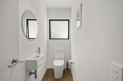 Photo of property in 17 Erica Pabst Way, Island Bay, Wellington, 6023