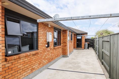 Photo of property in 49 Balrickard Way, Milson, Palmerston North, 4414
