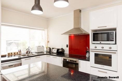 Photo of property in 79 James Line, Kelvin Grove, Palmerston North, 4414