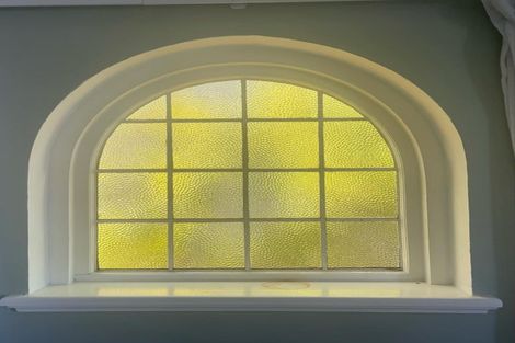 Photo of property in 27 Palm Avenue, Lyall Bay, Wellington, 6022