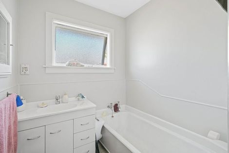 Photo of property in 102 Amyes Road, Hornby, Christchurch, 8042