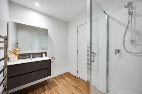 Photo of property in 74 Glidepath Road, Hobsonville, Auckland, 0616