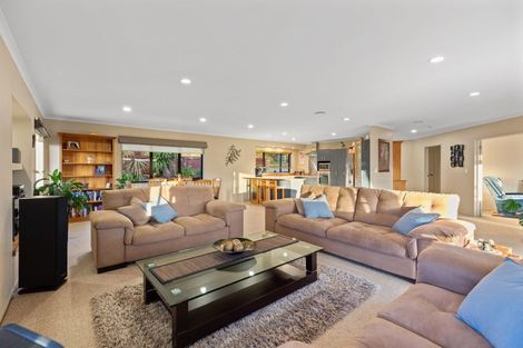 Photo of property in 132r Waikite Road, Welcome Bay, Tauranga, 3175