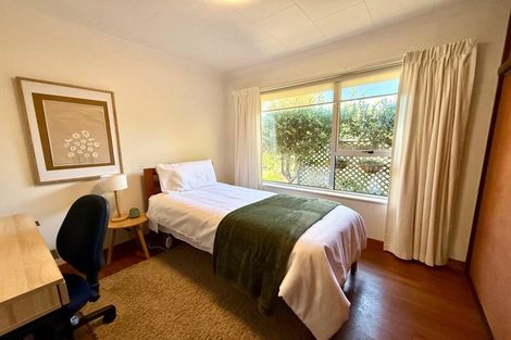 Photo of property in 21 Bidwell Place, Hillmorton, Christchurch, 8025
