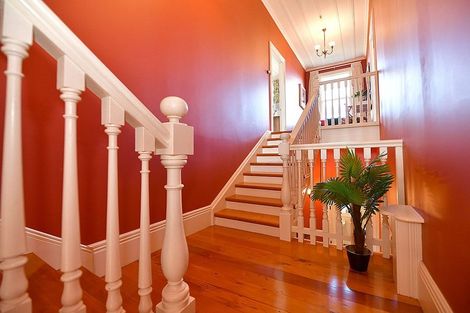 Photo of property in 14 Nelson Street, Helensville, 0800