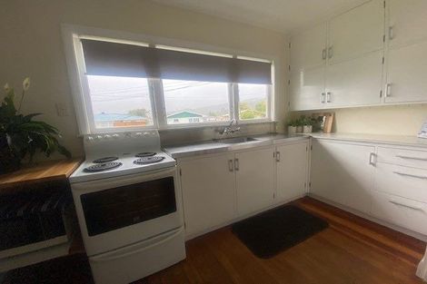 Photo of property in 87a Karamu Crescent, Wainuiomata, Lower Hutt, 5014