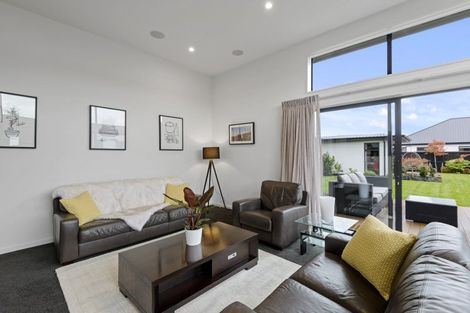 Photo of property in 4 Mersham Drive, Prebbleton, 7604