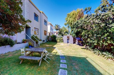 Photo of property in Hamilton Flats, 9u7 Hawker Street, Mount Victoria, Wellington, 6011