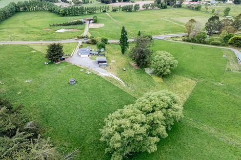 Photo of property in 56 Tapairu Road, Waipawa, 4275