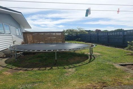 Photo of property in 76 Gray Avenue, Paraparaumu Beach, Paraparaumu, 5032