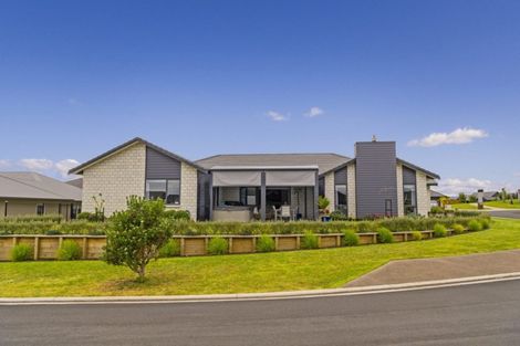 Photo of property in 3 Roseberry Place, Whitianga, 3510