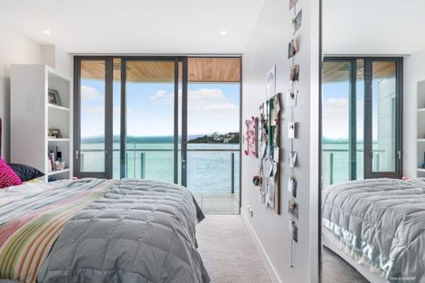 Photo of property in Clyde Quay Wharf, 2d/1 Clyde Quay Wharf, Te Aro, Wellington, 6011