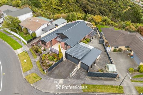 Photo of property in 1 Aldersgate Grove, Stokes Valley, Lower Hutt, 5019
