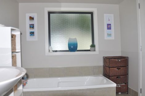 Photo of property in 926 Tennent Drive, Linton, Palmerston North, 4472