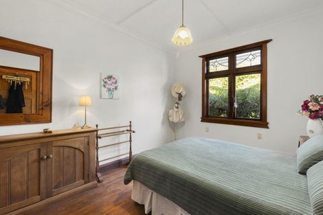 Photo of property in 17 Burrows Avenue, Karori, Wellington, 6012