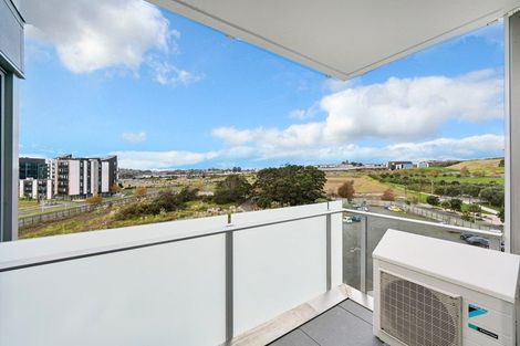 Photo of property in 604/27 Don Mckinnon Drive, Albany, Auckland, 0632