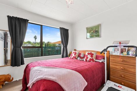 Photo of property in 7 Latham Stubbs Crescent, Waipawa, 4210