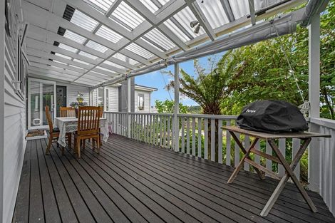 Photo of property in 43 Waimumu Road, Massey, Auckland, 0614