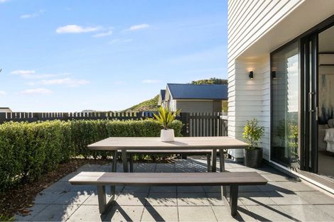 Photo of property in 29 Oakum Road, Whitby, Porirua, 5024