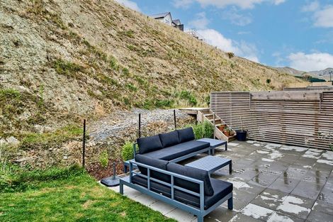 Photo of property in 33 Holystone Road, Whitby, Porirua, 5024