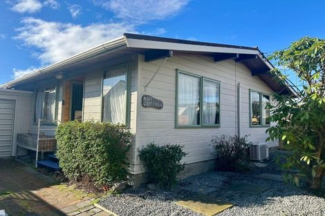 Photo of property in 5 Prossers Road, Saint Martins, Christchurch, 8022
