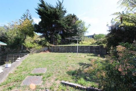 Photo of property in 1 Rimu Street, Tawa, Wellington, 5028
