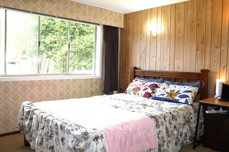 Photo of property in 73 Vodanovich Road, Te Atatu South, Auckland, 0610