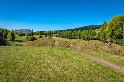 Photo of property in 2106b Kahuranaki Road, Elsthorpe, 4295