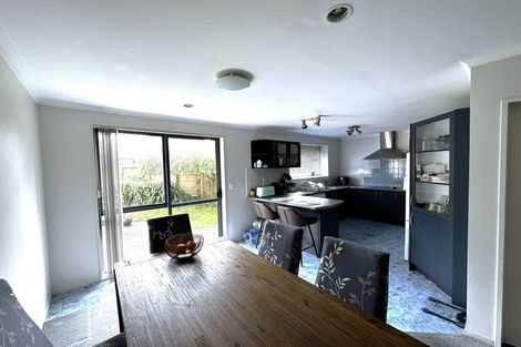 Photo of property in 5 Morewa Place, Takanini, 2112