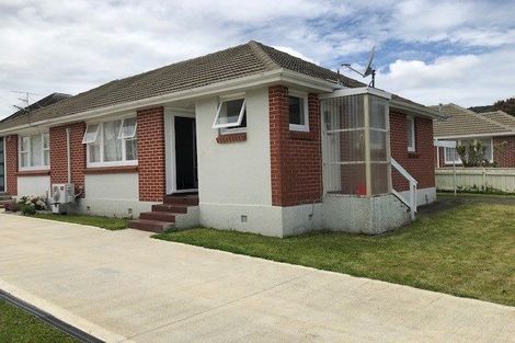 Photo of property in 25 Nile Street, Waterloo, Lower Hutt, 5011