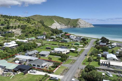 Photo of property in 131 Fortescue Street, Mahia, Nuhaka, 4198