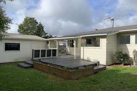 Photo of property in 90 Strathmore Avenue, Levin, 5510