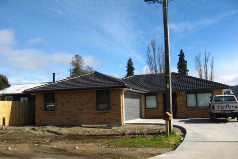 Photo of property in 68 Crampton Road, Reefton, 7830