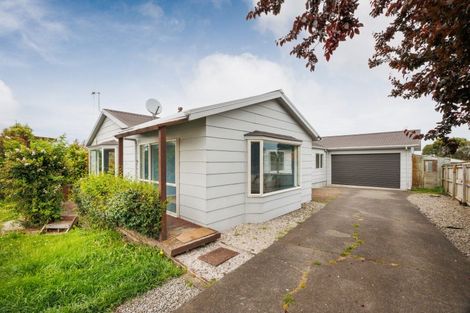 Photo of property in 101 Hillcrest Drive, Kelvin Grove, Palmerston North, 4414