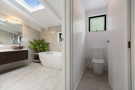 Photo of property in 20 Greenstone Place, Fernhill, Queenstown, 9300