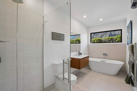 Photo of property in 4 Durness Court, Jacks Point, Queenstown, 9371