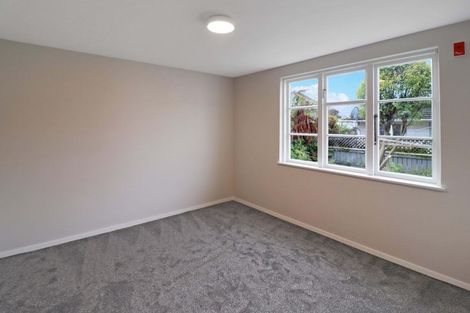 Photo of property in 2 Argyle Grove, Trentham, Upper Hutt, 5018