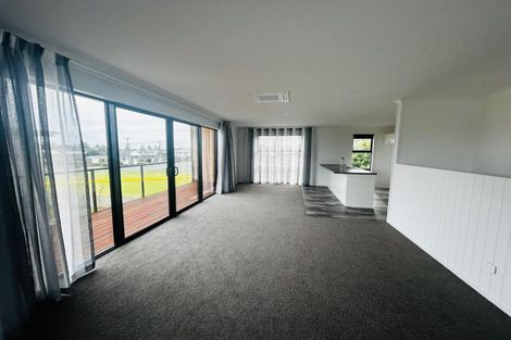 Photo of property in 40b Egmont Street, Castlecliff, Whanganui, 4501