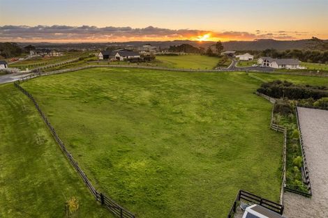 Photo of property in 20 Diamond Lane, Riverhead, Albany, 0793