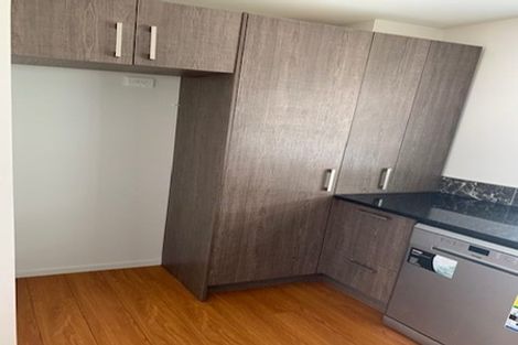 Photo of property in 1u5 June Place, Hamilton East, Hamilton, 3216