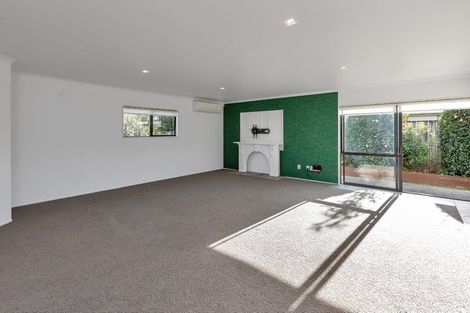 Photo of property in 7 Endeavour Place, One Tree Point, 0118